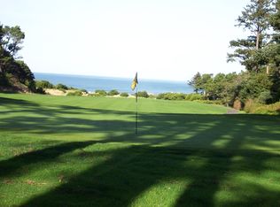 105 W Bay Point Rd, Gleneden Beach, OR 97388