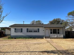 513 6th St, Wolfforth, TX 79382