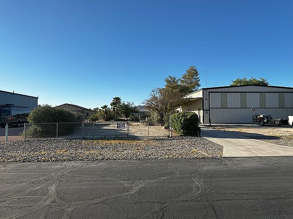 2nd image of 66690 Indian Hills Way