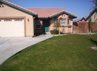 400 Midnight Ct, Bakersfield, CA 93307