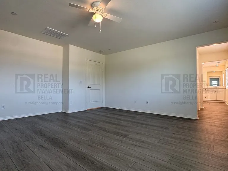 29261 Humboldt Ct — Photo 34