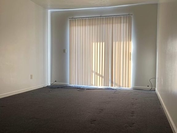 2nd image of 708 E Lincoln Trail Blvd APT 3