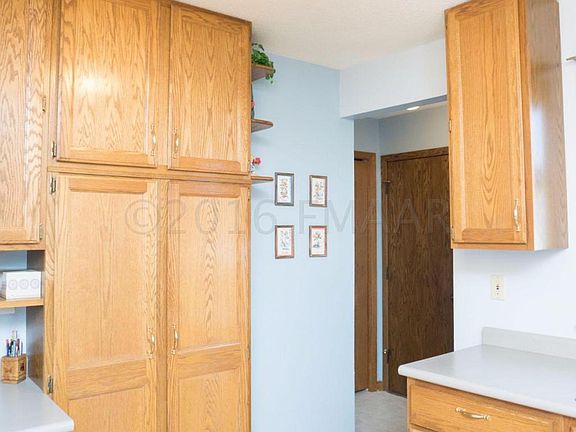 4th image of 72 N Woodcrest Dr N