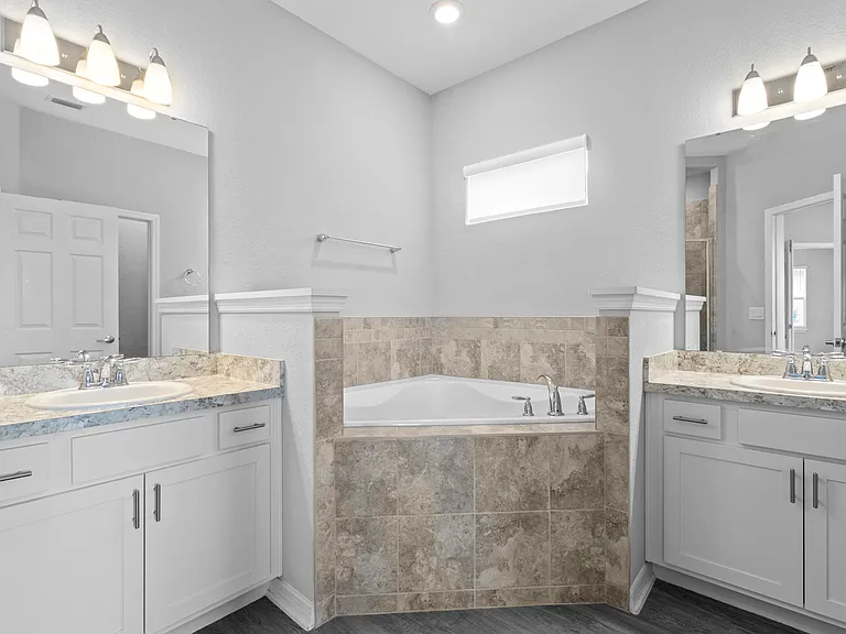 his and hers bathroom layout