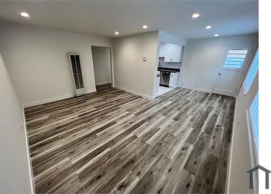5th image of 5900 Laird Ave APT B