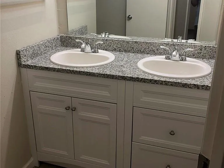4306 Avenue A #109 — Photo 7