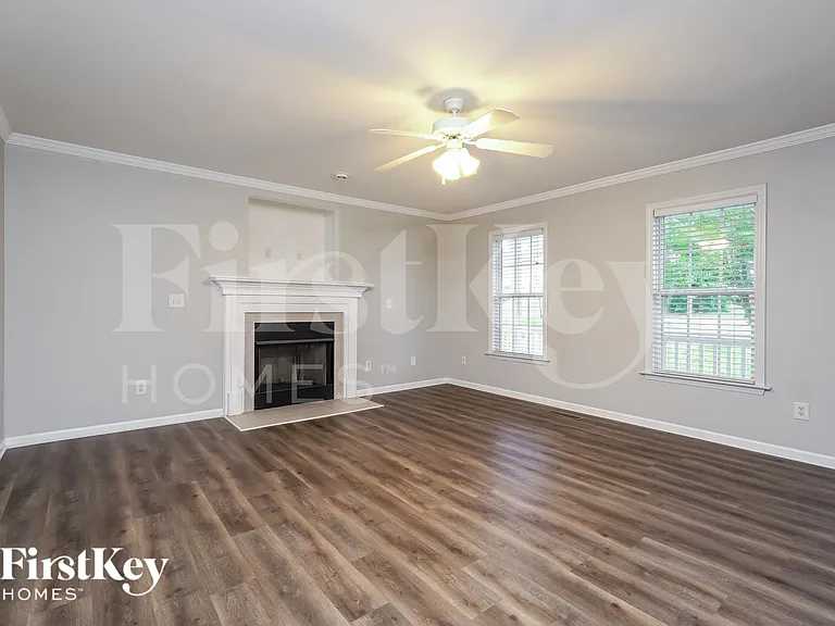 4141 Meredith Woods Ln — Photo 3