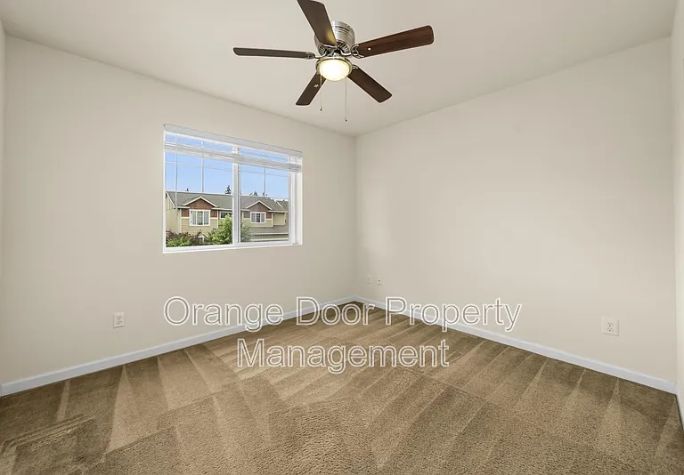 2306 165th St E — Photo 19