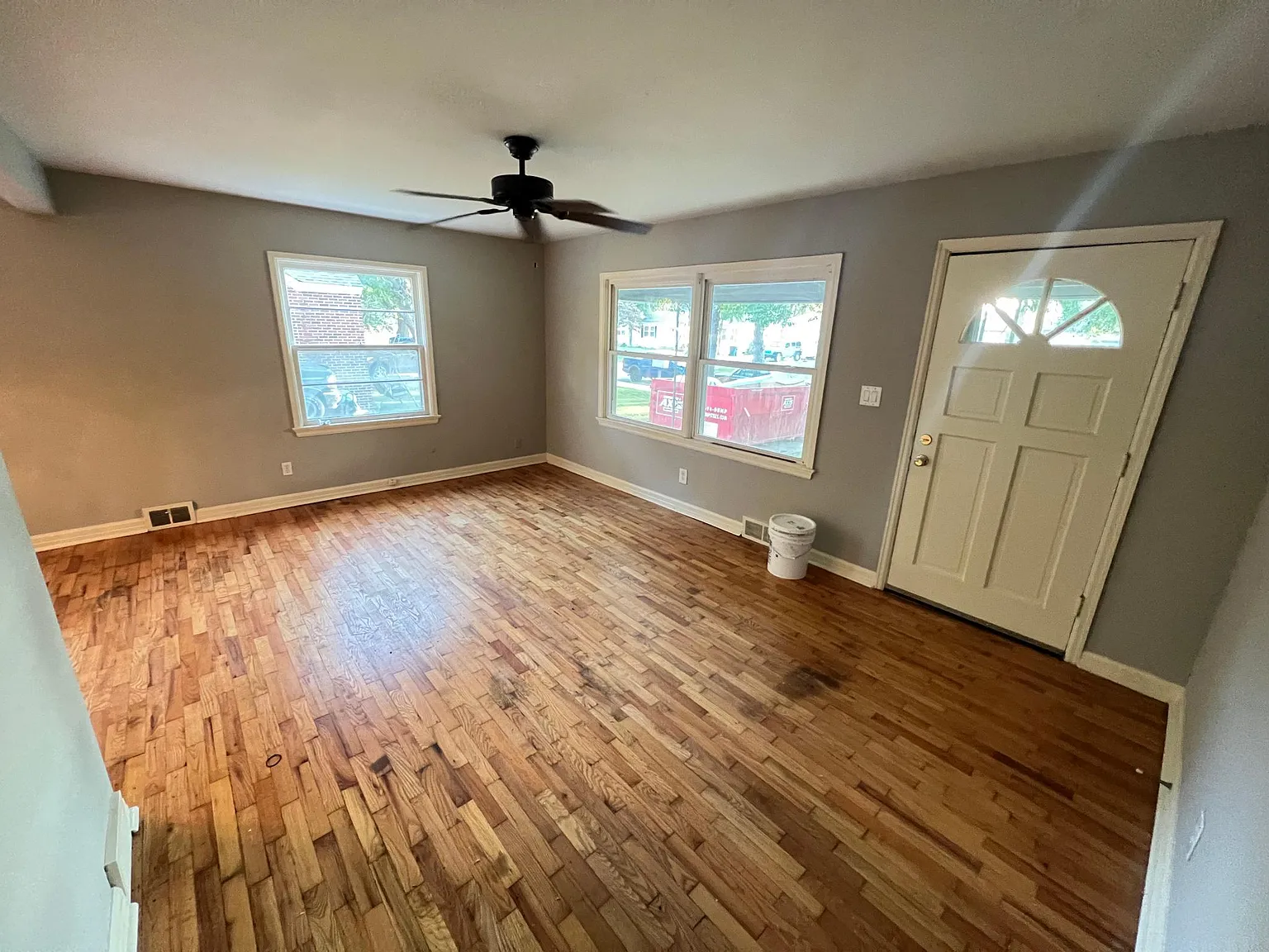 1627 S Fairway Ave — Photo 4