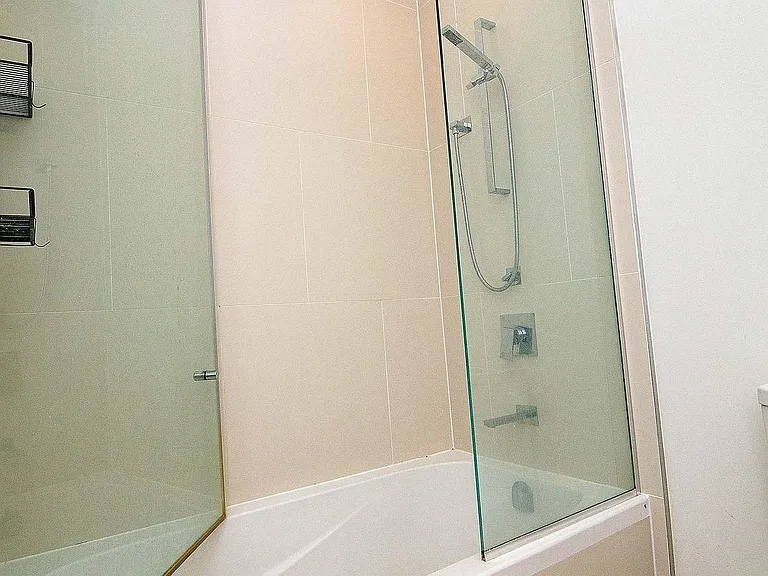 1 Bloor St E #1511 — Photo 12