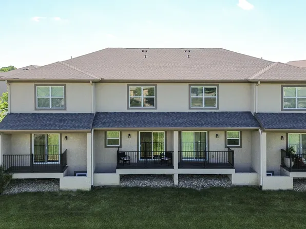 Prairie Pines Townhomes