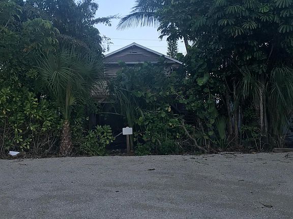 This photo is looking from the beach to the house.
