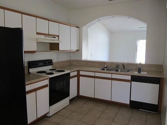 4th image of 1208 Tyler Lake Cir