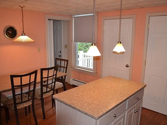 5th image of 184 Walpole St #186