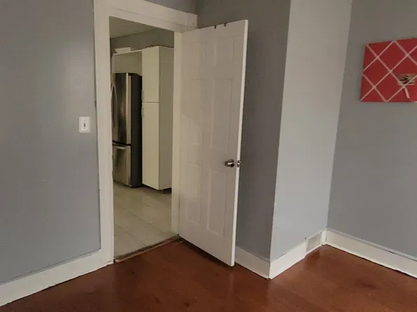 220 Cottage St #1, Bridgeport, CT 06605
