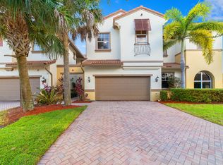5966 NW 117th Dr, Coral Springs, FL 33076