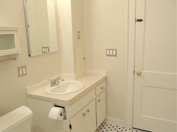 Bathroom w/ new flooring and more...