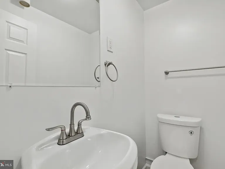 19011 Partridge Wood Dr — Photo 23