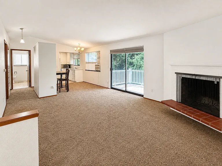 6223 Harlow Dr — Photo 8