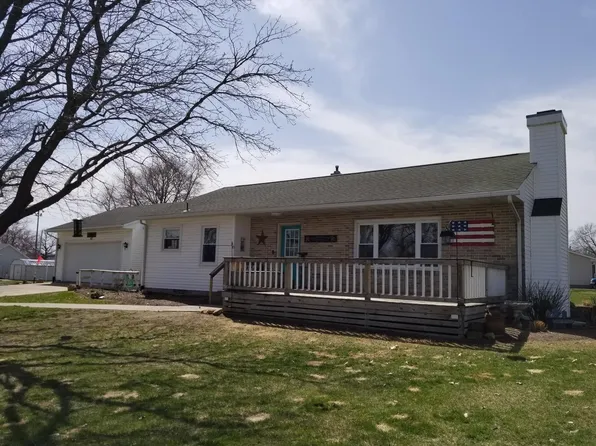 817 Cypress St, Wilton, IA 52778