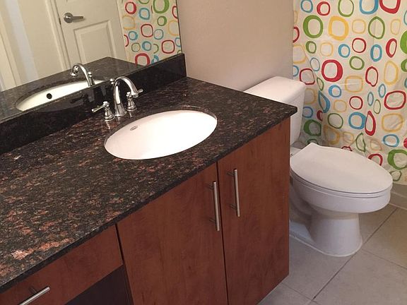 4th image of 230 SW 117th Ter #11105