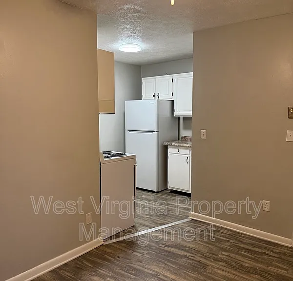 852 Mercer St #2 — Photo 3