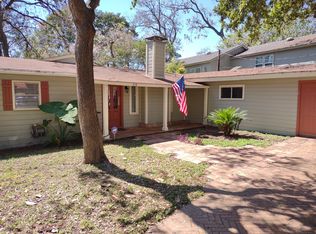 418 Isle Of View Dr, Mcqueeney, TX 78123