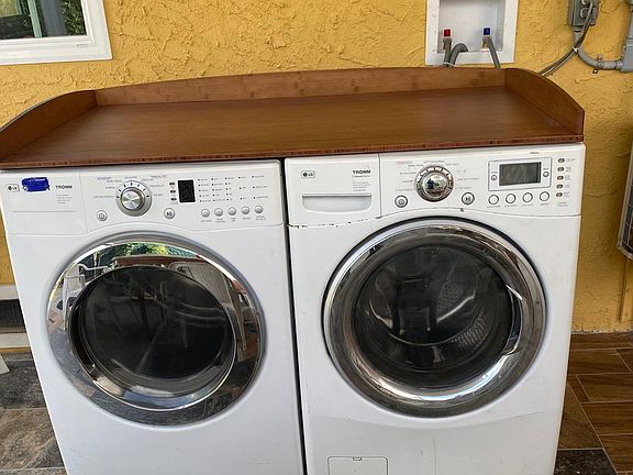 2nd image of 8445 1/2 Chestnut Ave #1/2
