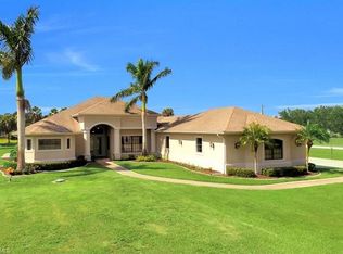 4566 Orange River Loop Rd, Fort Myers, FL 33905