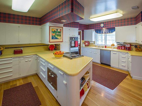 4th image of 1206 E Rockwood Blvd