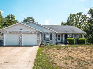 16910 Lensman Rd, Saint Robert, MO 65584