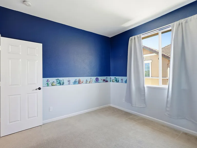 871 Larkspur Ln — Photo 11
