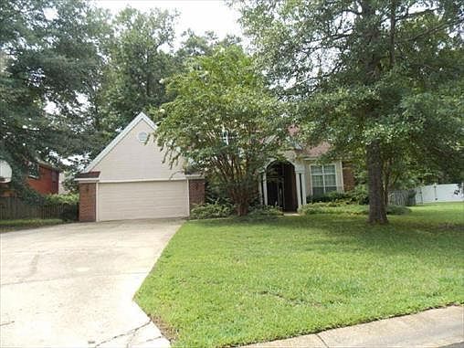 1st image of 128 Hunnington Dr