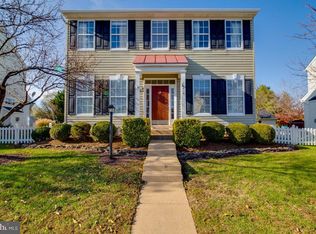 12414 Iona Sound Dr, Bristow, VA 20136