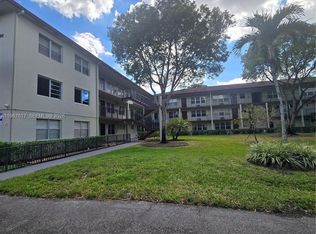 Century Village, Hollywood, FL 33027