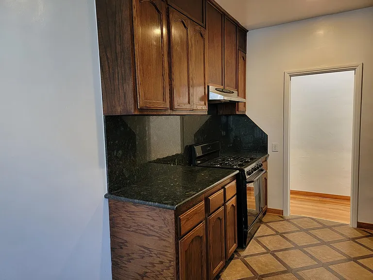 234 S Rexford Dr #2 — Photo 11