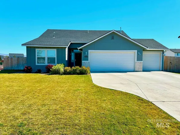 1690 SW Miner St, Mountain Home, ID 83647