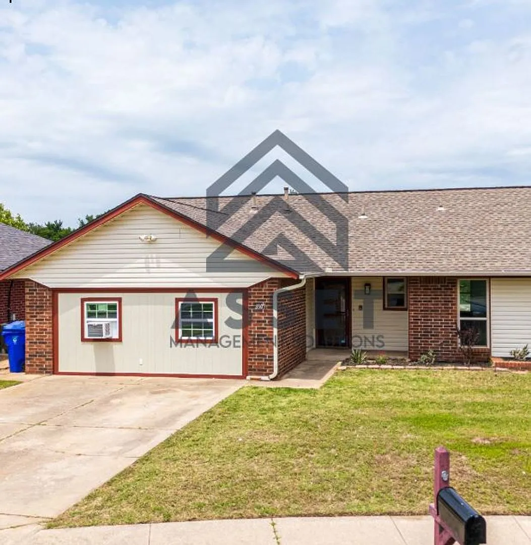 4 Bedroom Rent to Own Home Available! — Photo 4