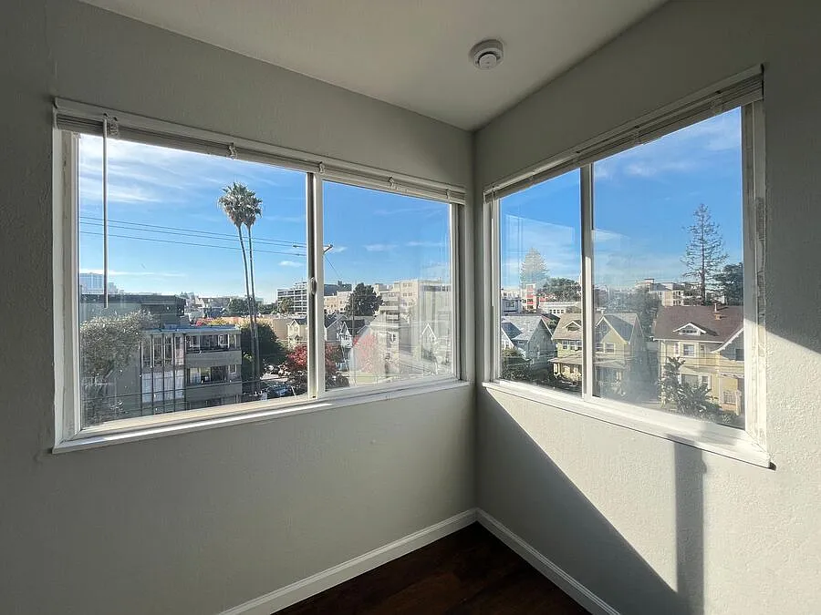 256 Euclid Ave #6 photo 1