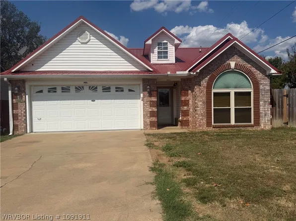 3913 Kingsberry Dr, Van Buren, AR 72956