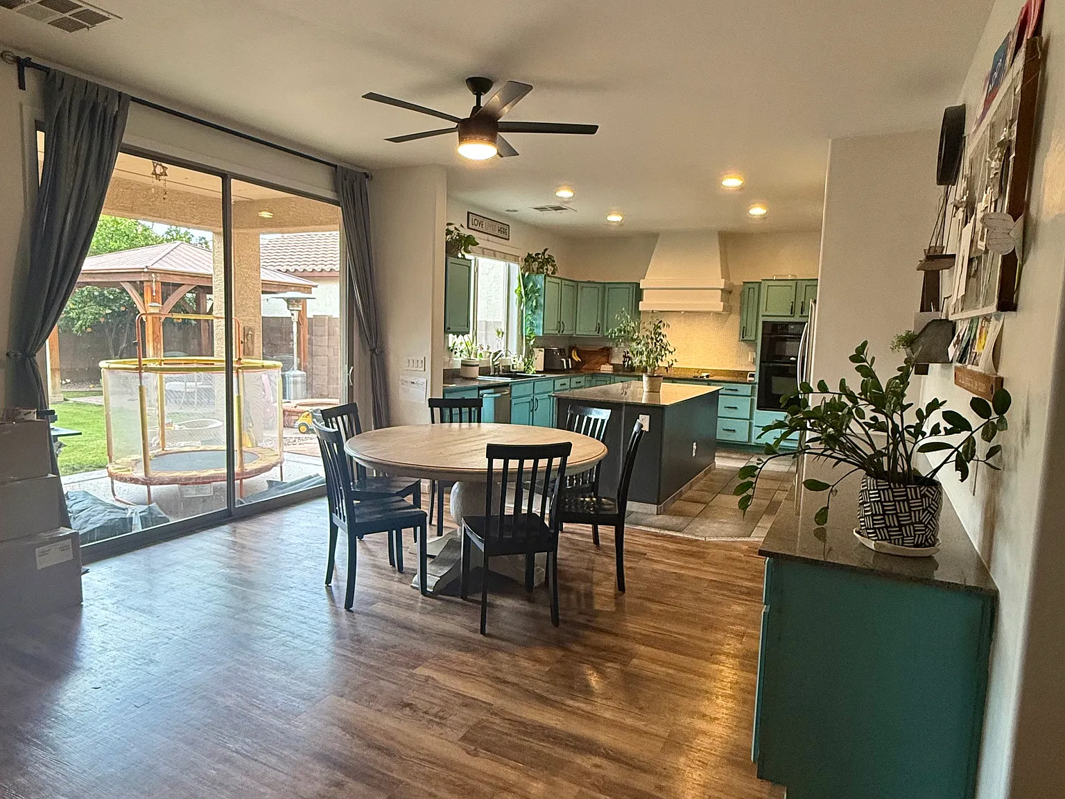 4 bed, 3.5 bath, 3102 sqft, $3,200 — Photo 4