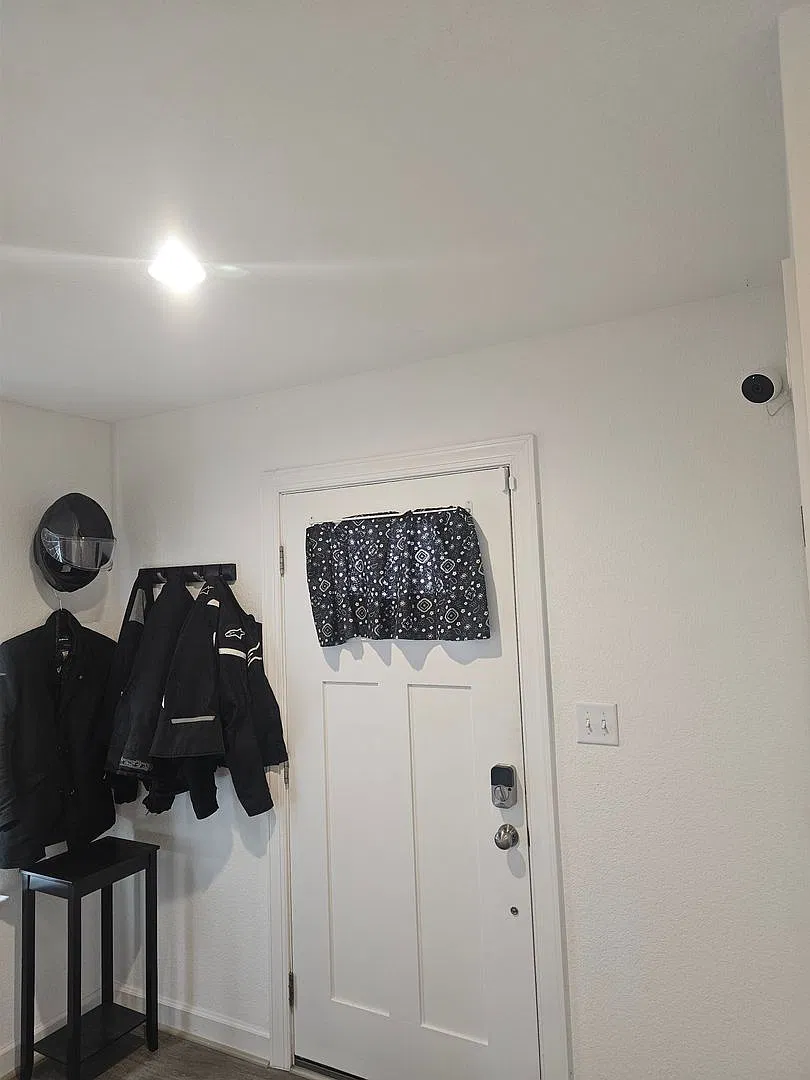 4335 Pinter Lane — Photo 2