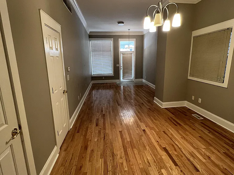 1473 N Delaware St — Photo 5