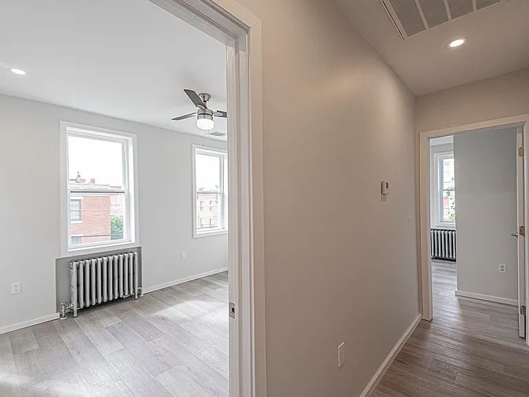 825 S 12th St #2 — Photo 16