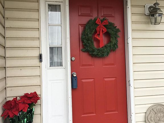 3rd image of 104 Ray Ct