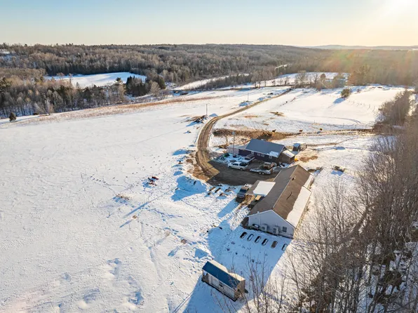 68 Pullen Road, Dexter, ME 04930