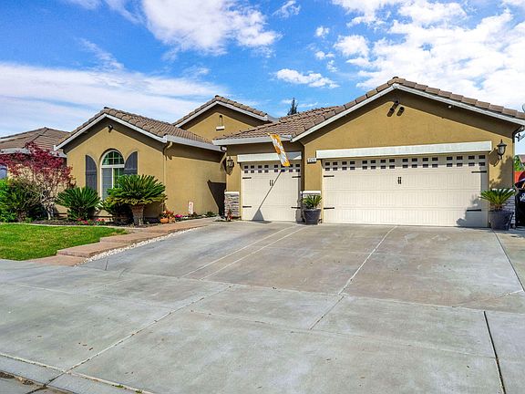 2nd image of 3522 W Elowin Avenue