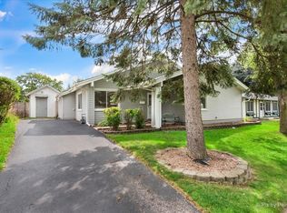 1607 W Celebrity Cir, Hanover Park, IL 60133