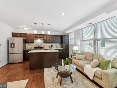 429 18th St NE APT 3, Washington, DC, 20002