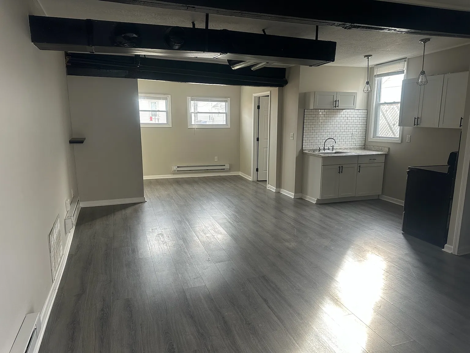 Studio, 1450 sqft, $1,200 — Photo 1
